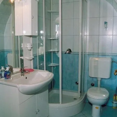 Apartment In With Sea View, Terrace, Air Conditioning, Wifi *