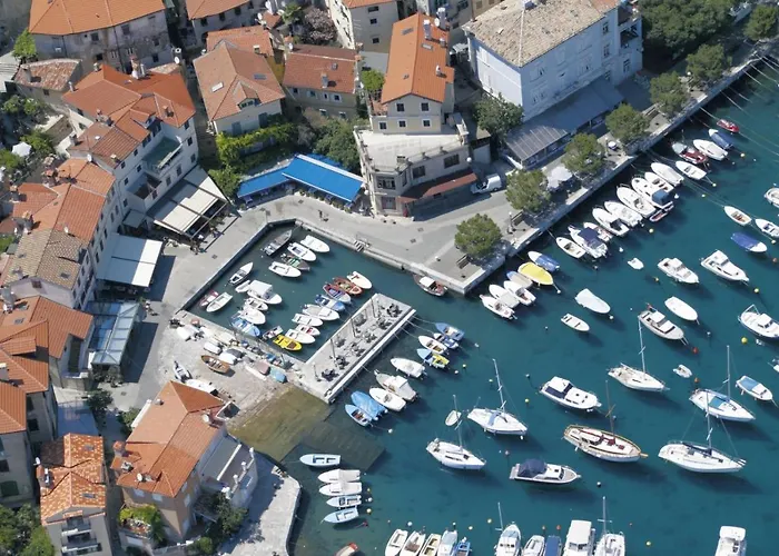 Daire In With Sea View, Terrace, Air Conditioning, Wifi *
