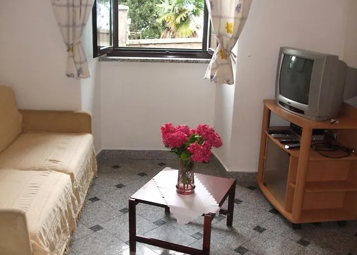 In With Sea View, Terrace, Air Conditioning, Wifi
